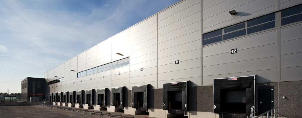 Vos Logistics Services: Distribution Center for AkzoNobel Coatings